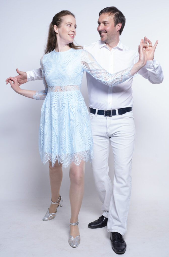 Discofox, Paartänze